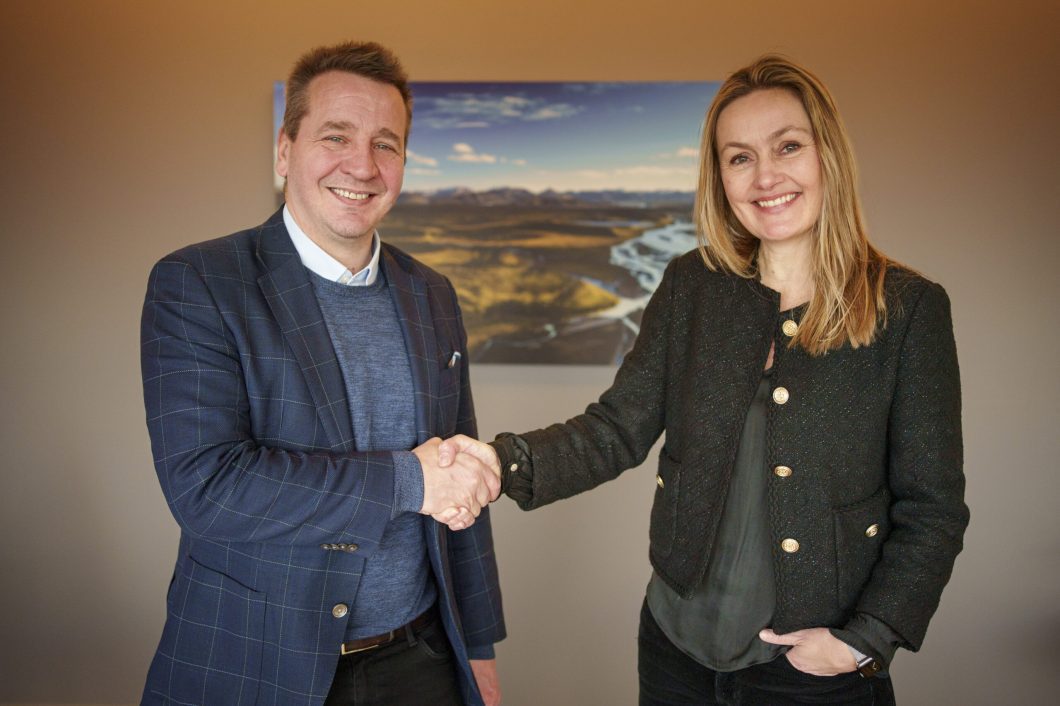 Guðlaugur Þór Þórðarson, Minister of Environment, Energy and Climate and Ásta Sóllilja Guðmundsdóttir, Managing Director of KLAK - Icelandic Startups