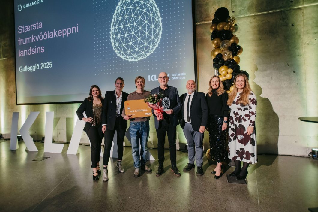 SagaReg Jenna Björk, Sara Pálsdóttir, Ómar Ingi Halldórsson, Guðjón Ásmundsson, Logi Einarsson, Ásta Sóllilja Guðmundsdóttir, Sigríður Mogensen.jpg